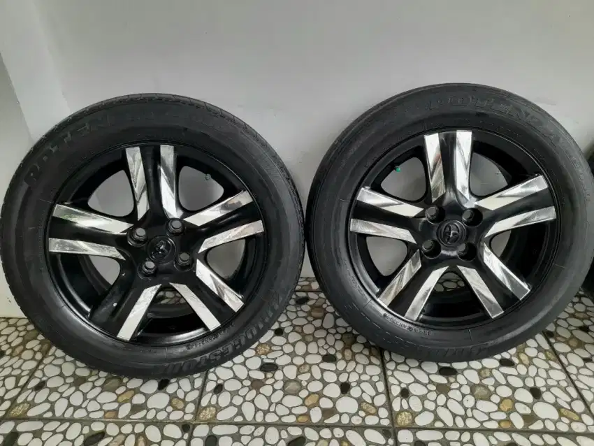Dijual velg ori toyota & ban ring 15