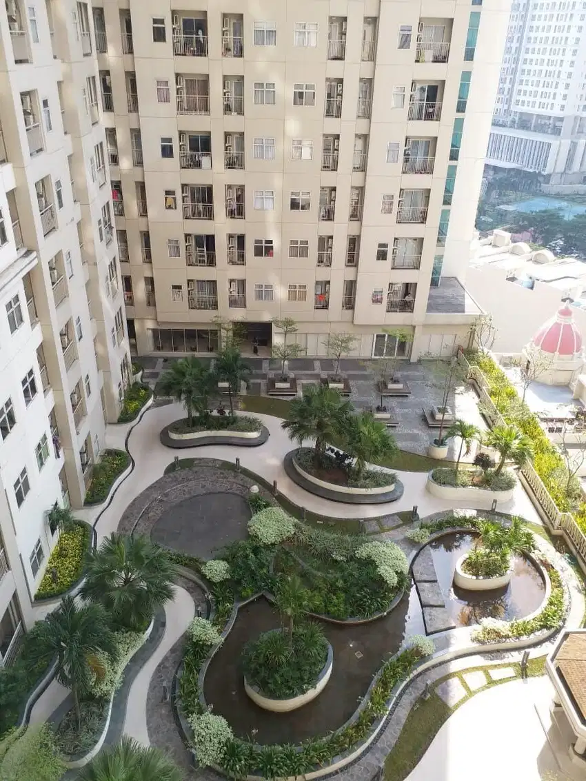 Dijual Apartment Madison Park 1 br semi furnish
