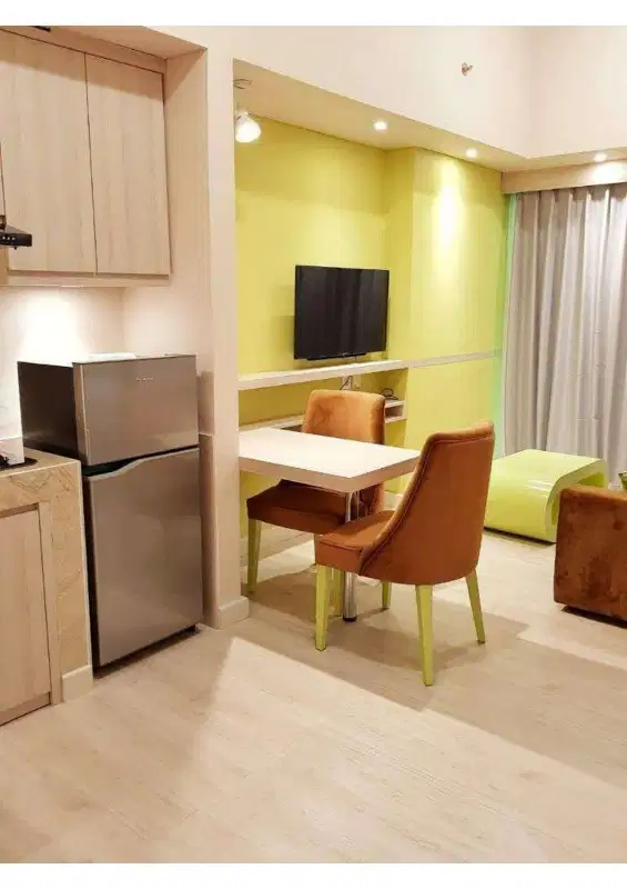 dijual apartemen casa de parco full furnish lantai atas