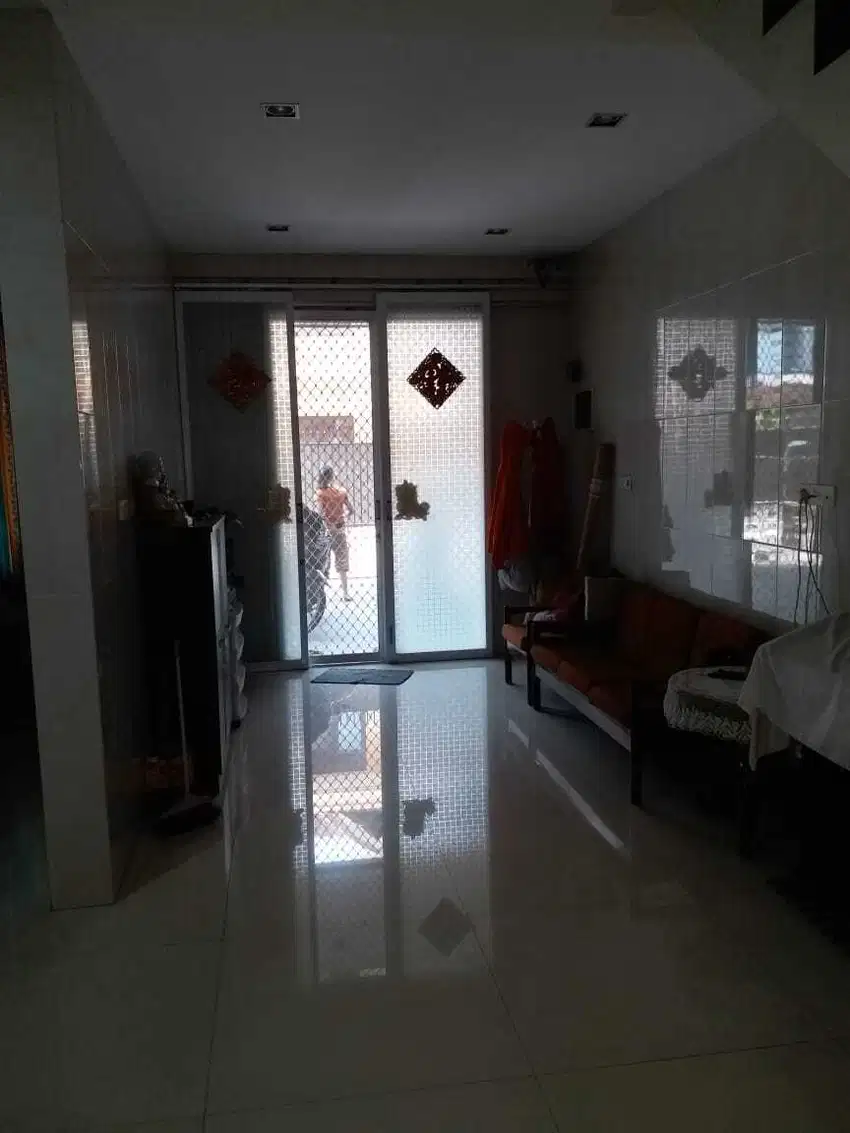 Rumah Taman Palem Lestari (Ukuran 6x15 m)