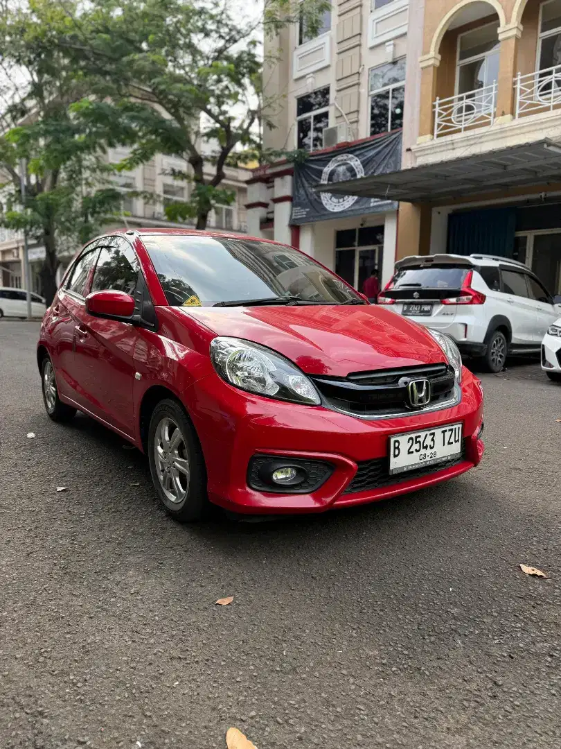 Brio E M/T simpenan