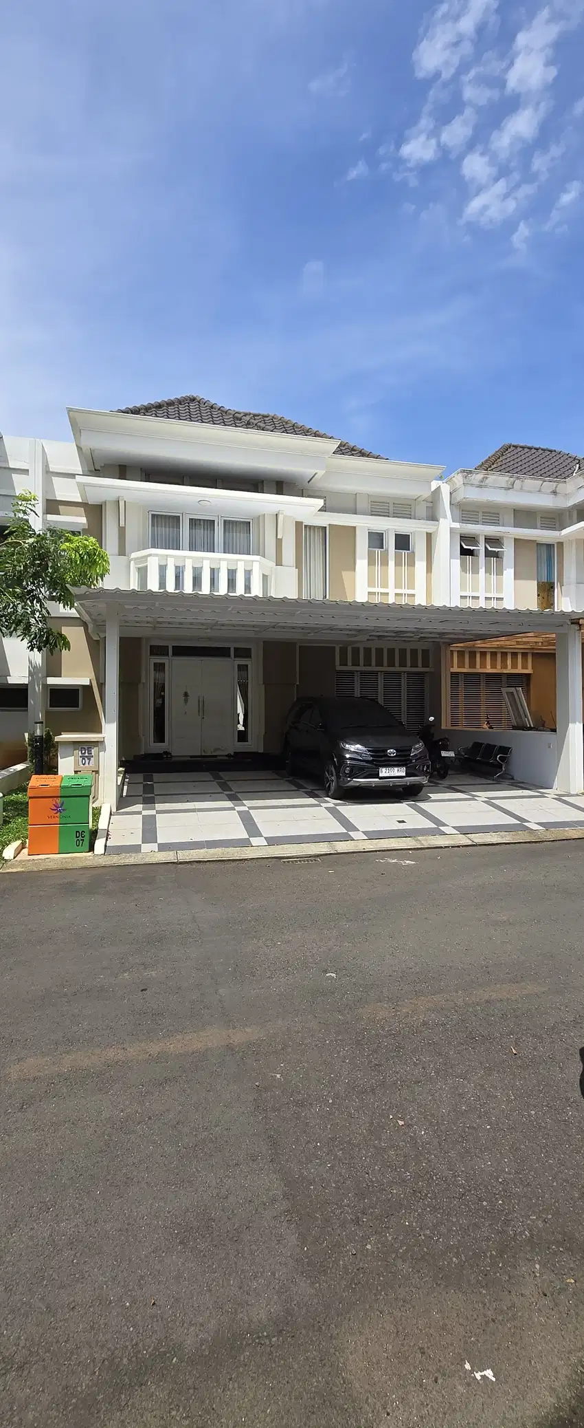 Rumah lebar 10 Cluster Vernonia Summarecon Bekasi