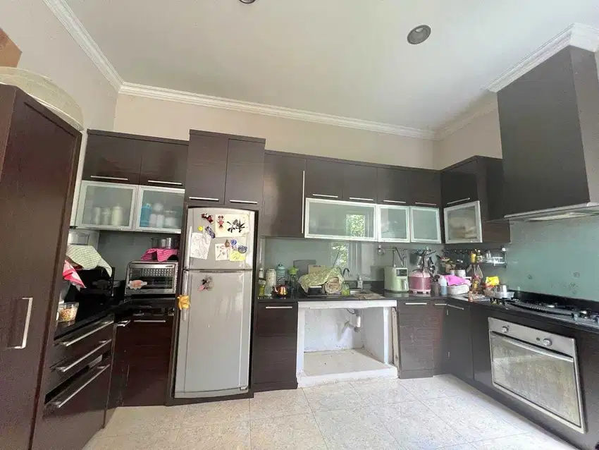 DIJUAL RUMAH FULLY FURNISHED ALEXANDRITE DEPAN MALL SMS SERPONG