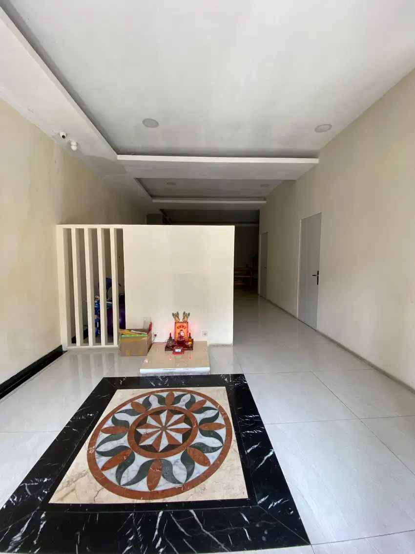 JUAL CEPAT! Rumah Minimalis Kondisi Rapi di Taman Nyiur, Bisa Nego