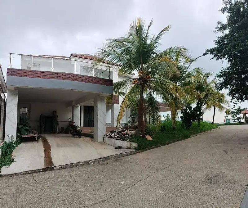 dijual cepat rumah hook view bagus di cluster depan sentul