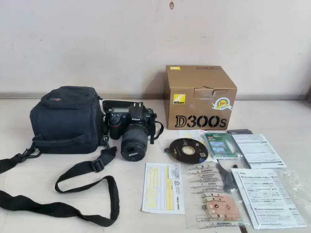 nikon d300s + speedlight sb900 + lensa nikon 105mm. koleksi pribadi.