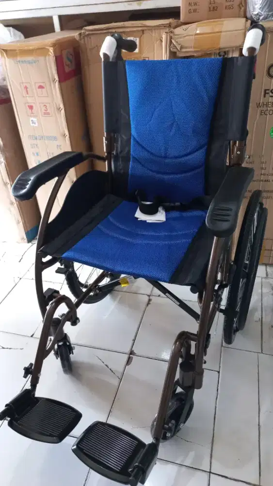 Kursi Roda Avico Apollo 20