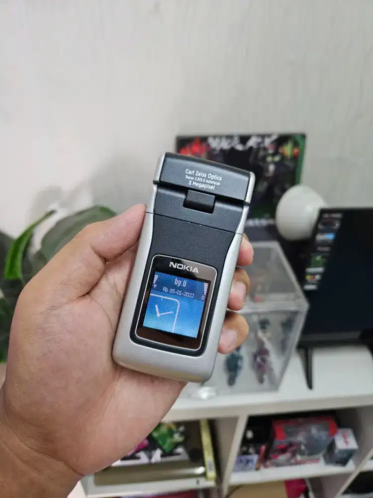 Hp jadul nostalgia Nokia N90 mulus like new tag N8 E90 N93i E52 W995