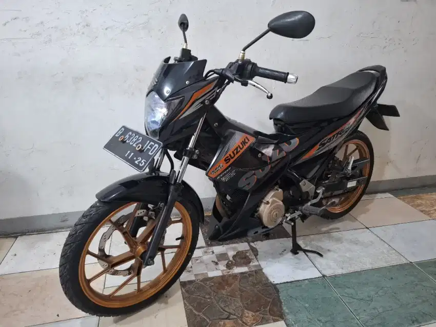 Suzuki satria f 2015 cakep