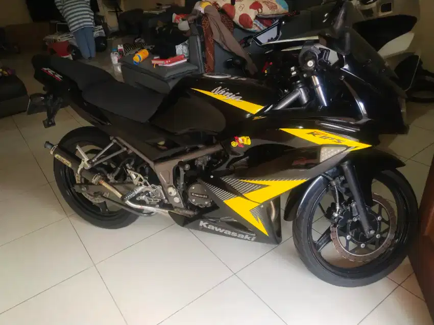 Jual motor kesayangan
