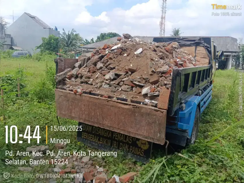 Jasa buang puing sampah