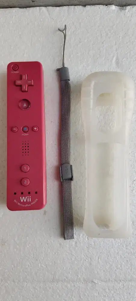 Wiimote Pink Original Nintendo Wii, Warna Langka, Kondisi Istimewa