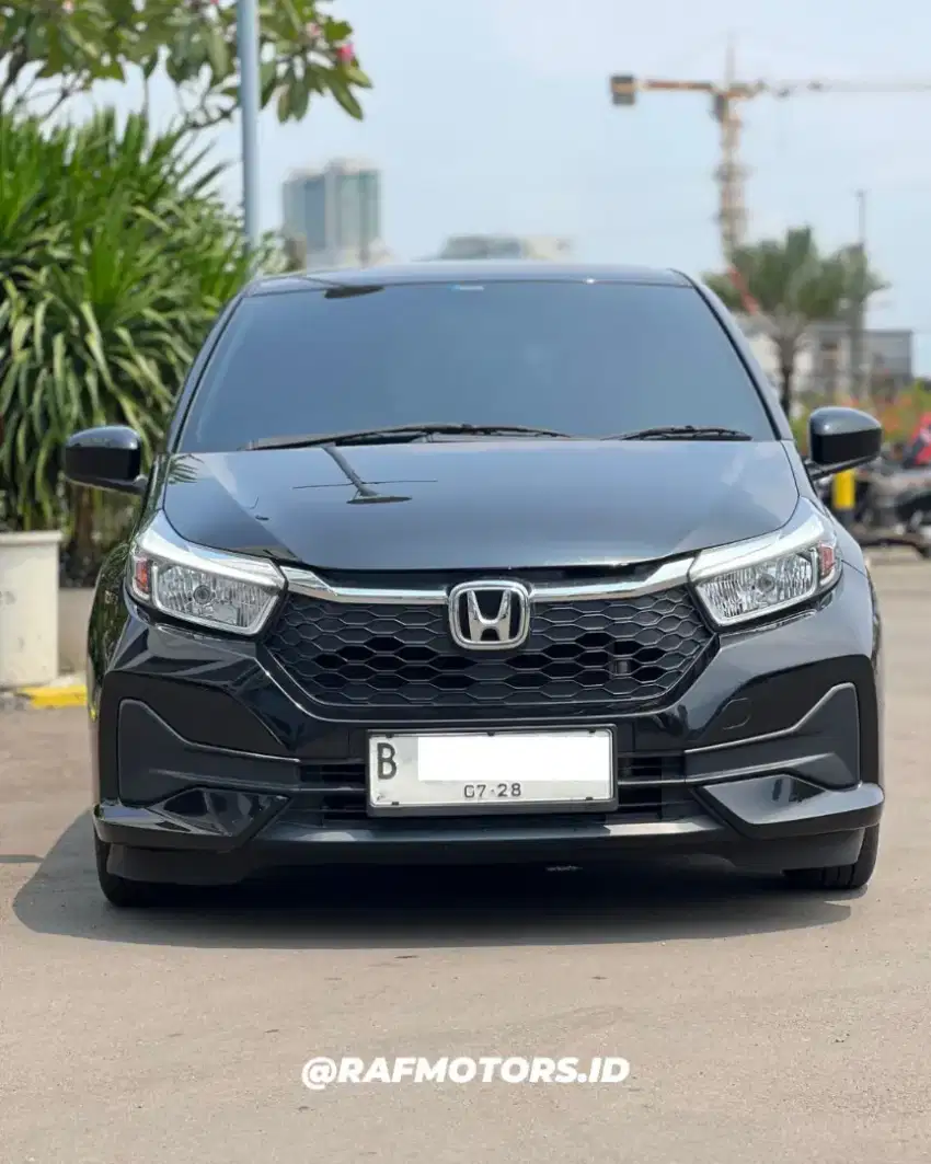 Honda Brio E Cvt 1.2 AT 2023 Facelift Matic Hitam