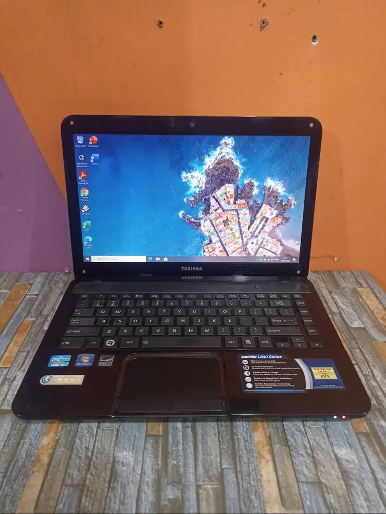 LAPTOP TOSHIBA L840 CORE I3 RAM 4GB SSD 128GB BARU