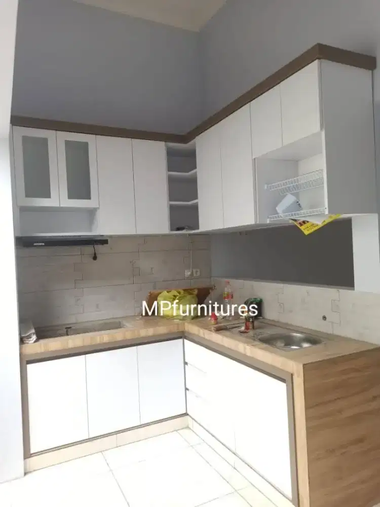 Kitchenset lemari dapur atas dan bawah