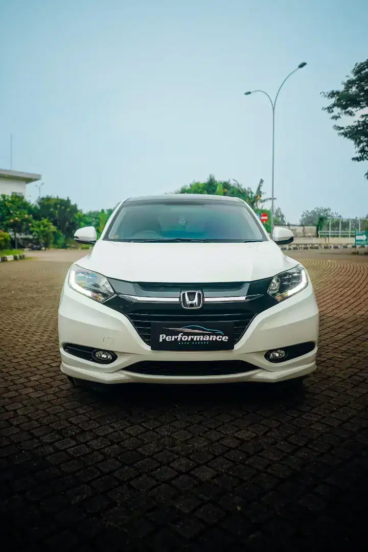 HONDA HRV PRESTIGE 1.8 CVT 2017