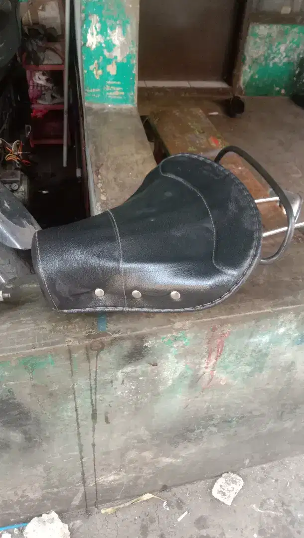 Jok Pisah Vespa Classic