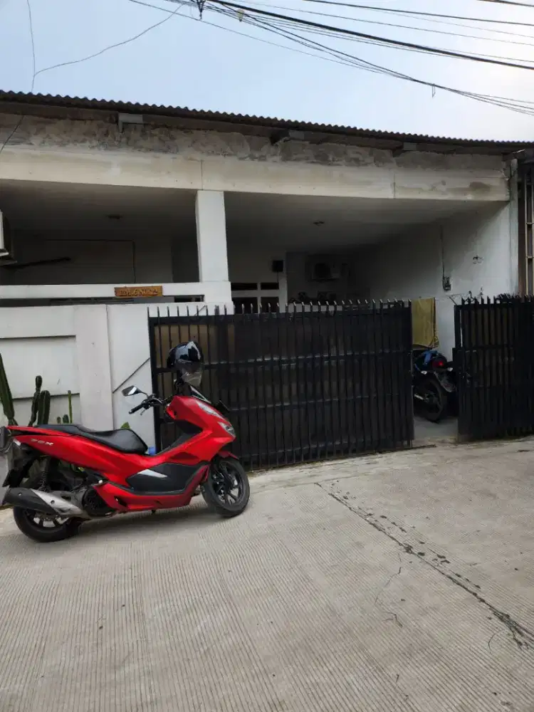 Rumah di Cluster Dasana Indah bisa Nego