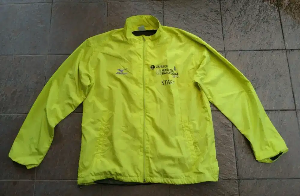 Tracktop MIZUNO - ZURICH MARATO BARCELONA 2012 size XL