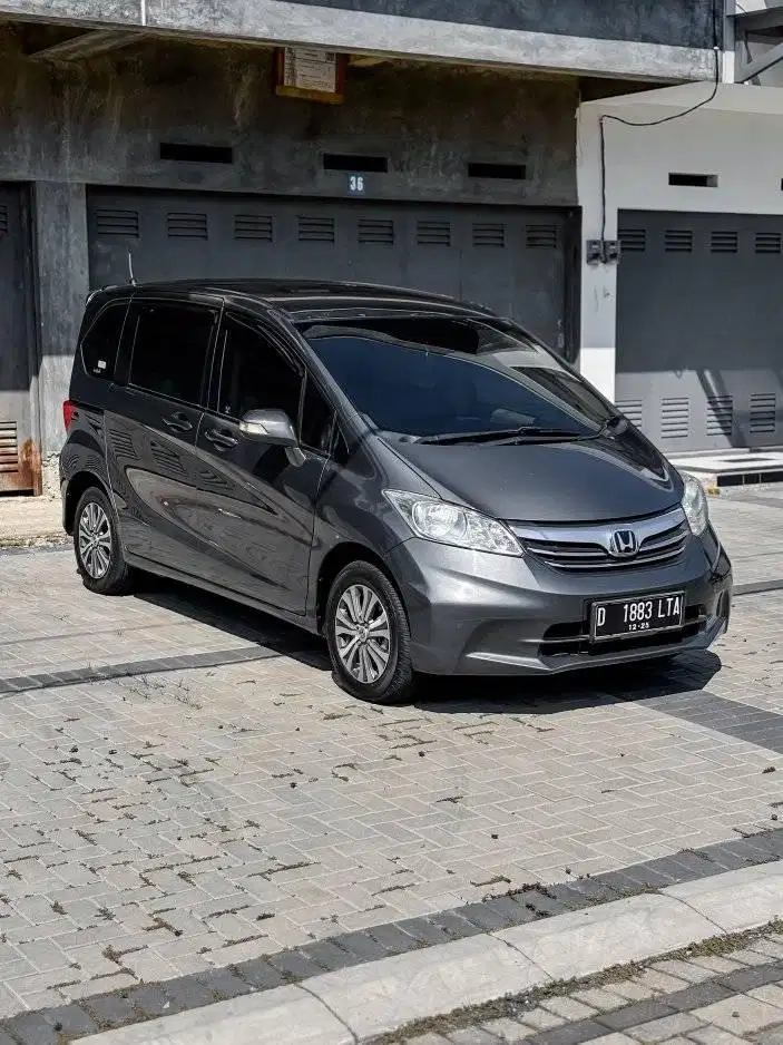 Honda Freed SD 2013 Ac double Dp 21 jt
