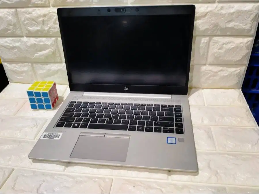 Laptop Hp Elitebook 840 g5 core i5 gen 8 ram 8 gb ssd 256 gb D-RTV