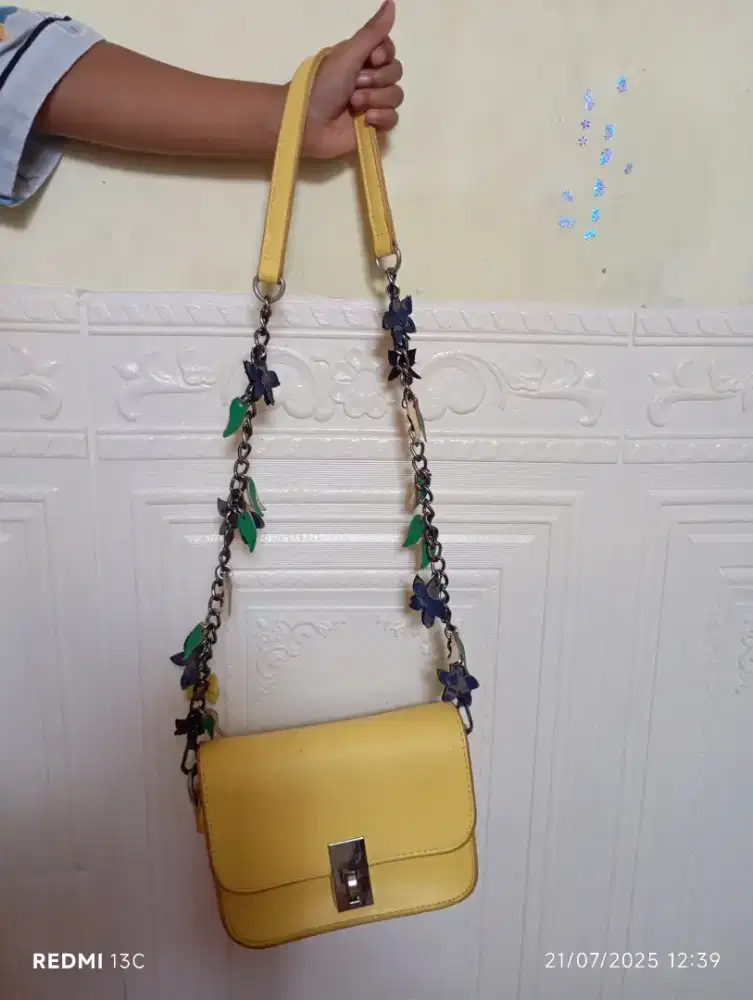 Tas preloved masih bagus pemakaian baru 1 kali