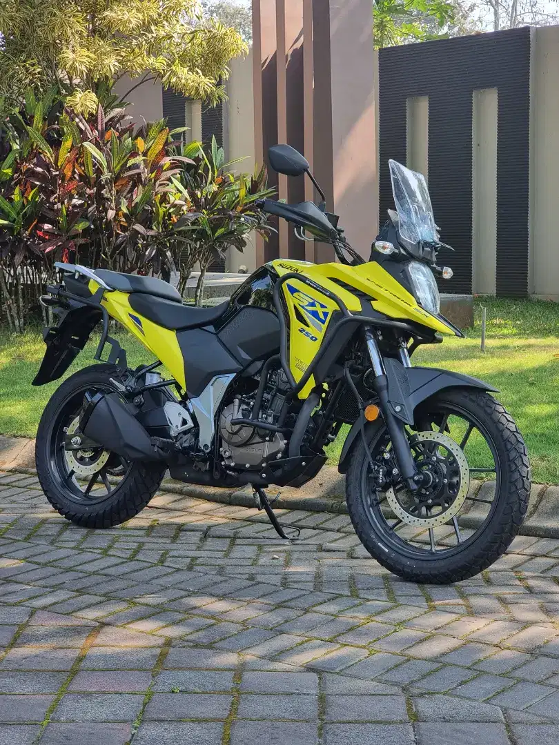 Suzuki V-Strom 250 Straight Twin Reg 2024 Odo 100 Siap Tour Koko Motor