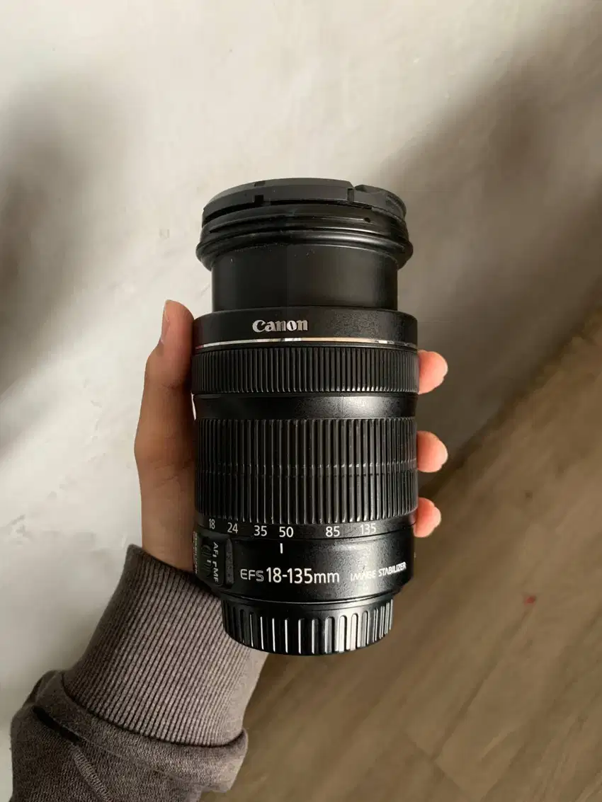 LENSA CANON EF-S 18-135MM F3.5-5.6 IS STM
