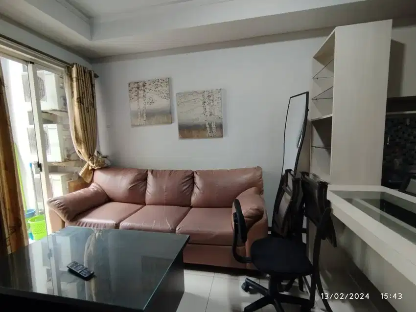 Disewakan Apartemen Royal type 2 Bed Room kondisi rapi furnished
