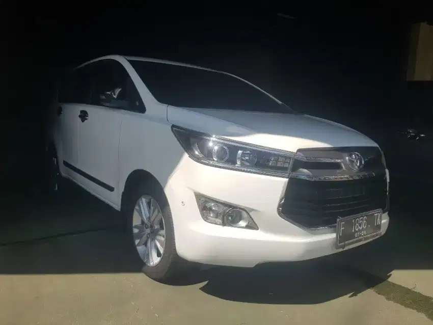 Innova Q Diesel AT 2016 low KM pajak panjang