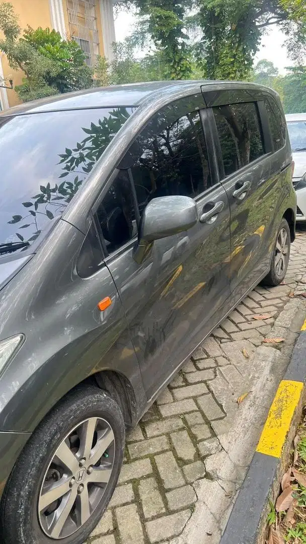 Honda freed tahun 2012, dijual cepat.. masih bisa nego