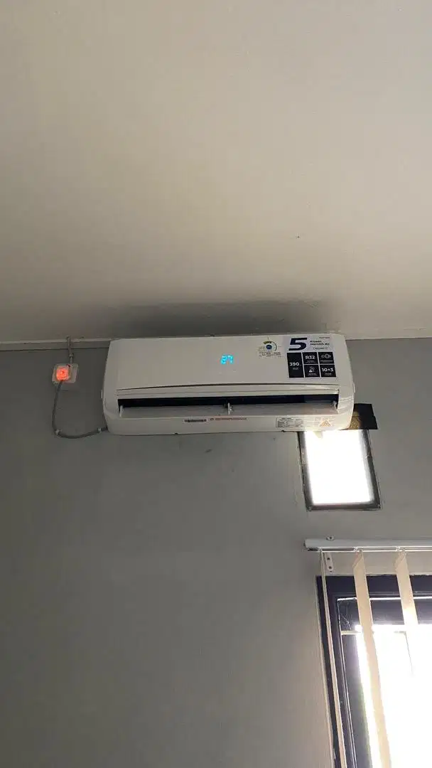 AC POLYTRON 1/2 PK LIKE NEW