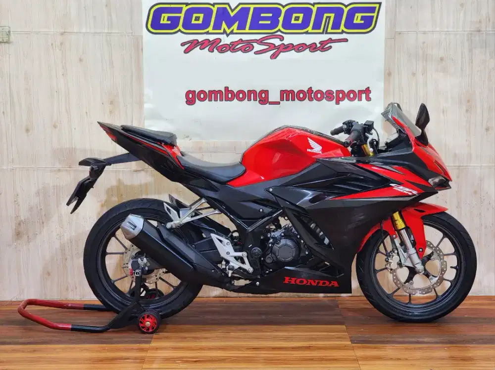 HONDA CBR 150R 2023