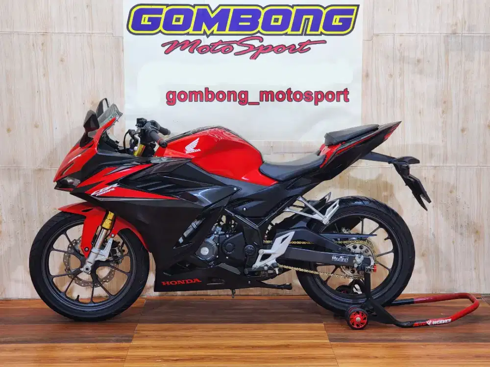 HONDA CBR 150R 2023