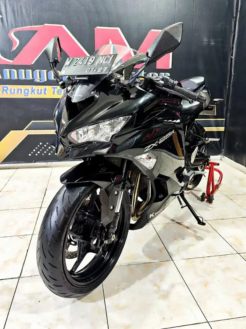 Kawasaki Ninja ZX25R STD TH 2021 Metallica black mulus pol