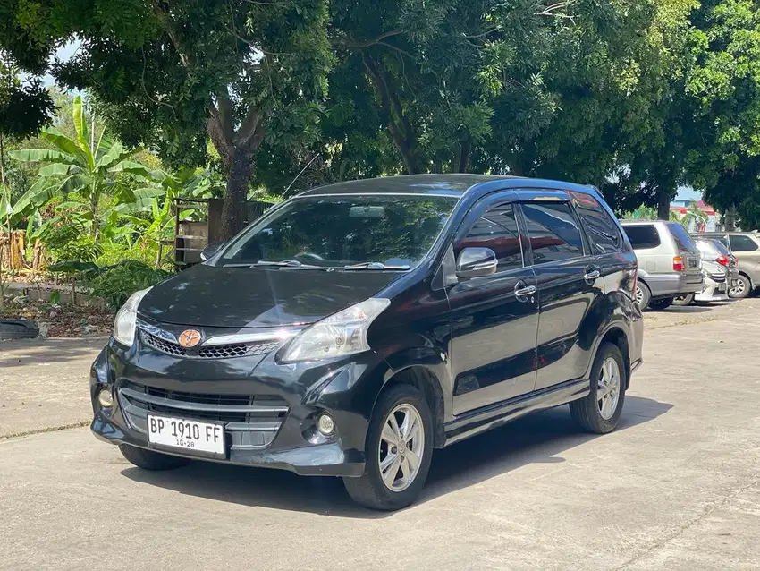 Dijual Avanza Veloz 2013 1.5 A/t ftz