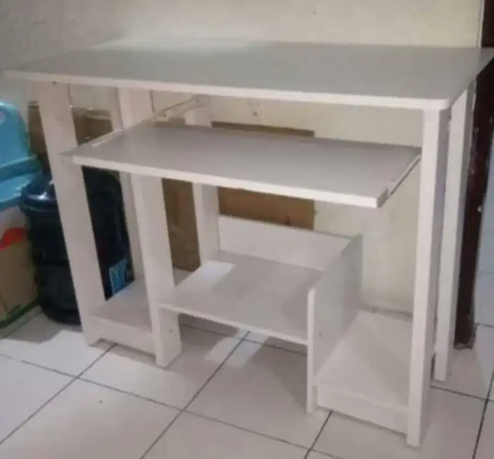 Meja Komputer KB Onlne New Minimalis