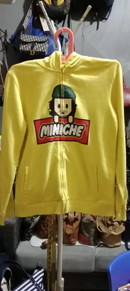 Jaket hoody dan sweater serba 30 rb an