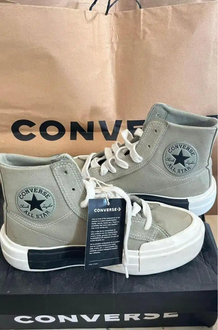 converse chuck taylor lift women size 39