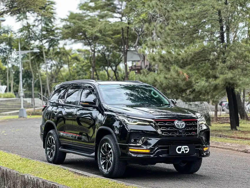 TOYOTA FORTUNER VRZ TRD 2.4 AT FACELIFT SOLAR DIESEL 2021 AUTOMATIC