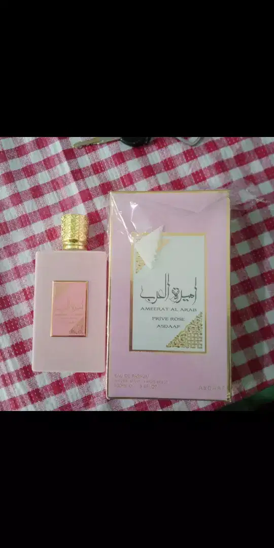 Parfum wanita harumm