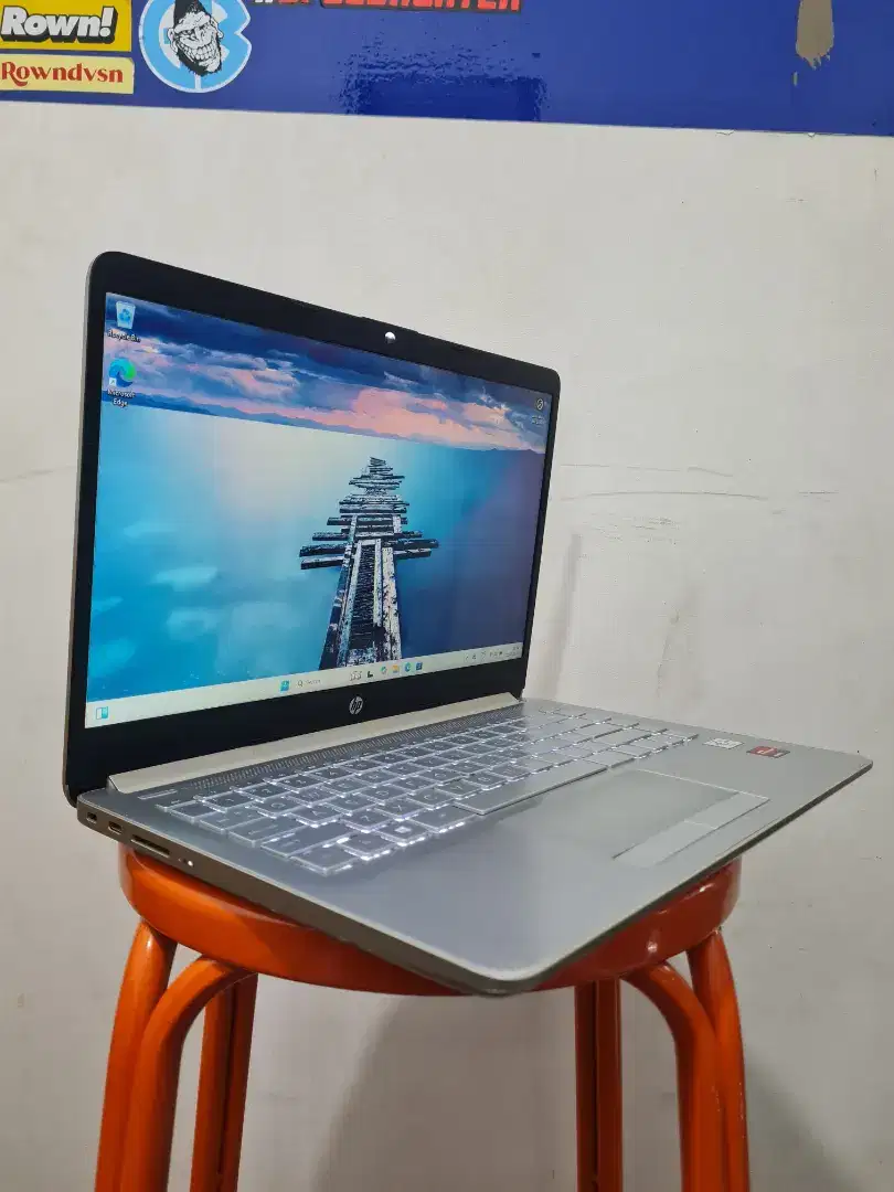 Laptop Hp14s-dk11001au Amd Athlon 3020u (14inch)Ram4Gb/Ssd256Gb