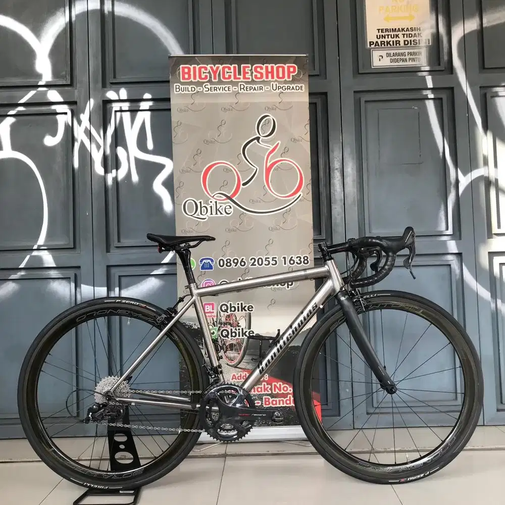 VAN NICHOLAS BOREAS Titanium Roadbike Campagnolo Super Record Deda