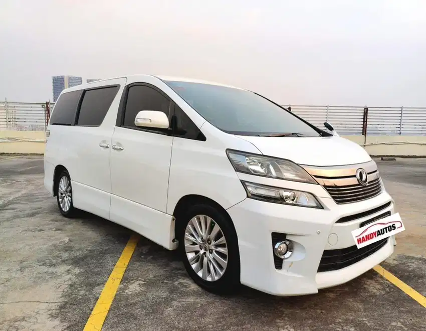 Toyota Vellfire ZG Pilot Seat Tahun 2013 Automatic Putih