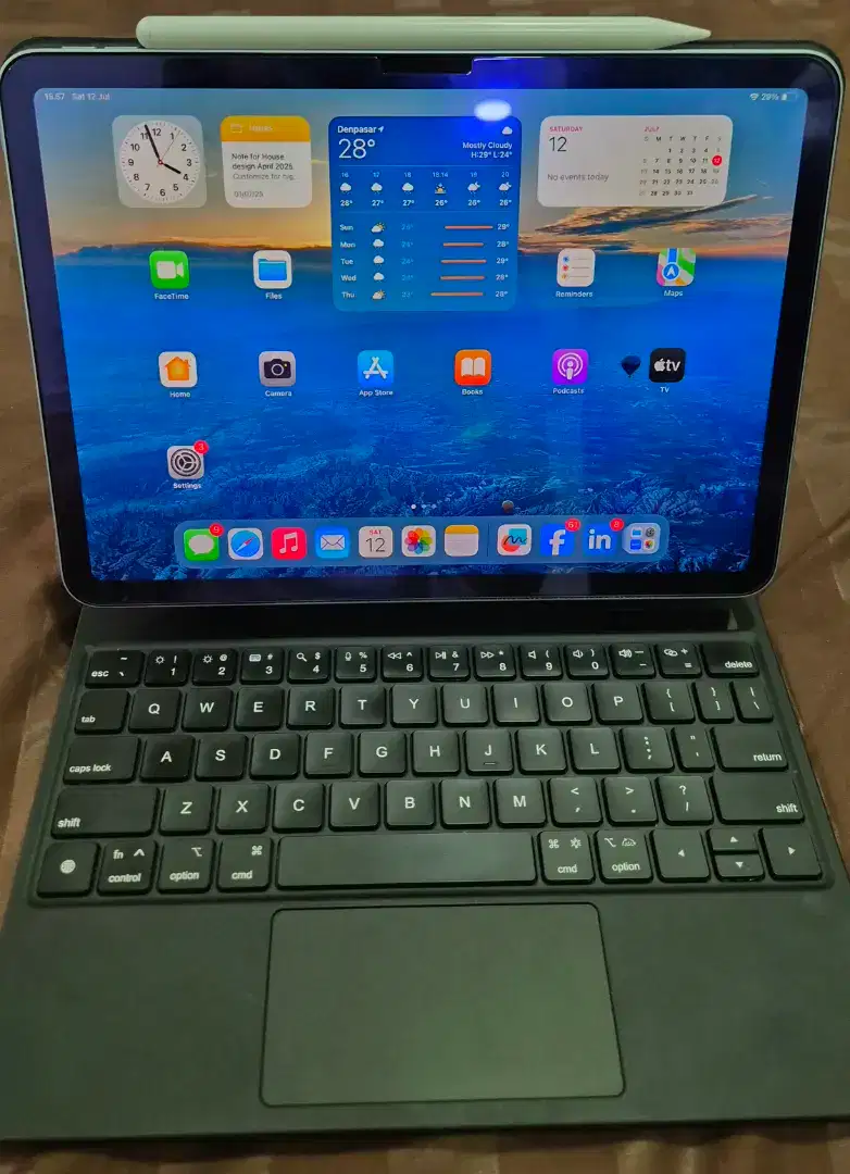 Ipad Air M2 128GB like new!