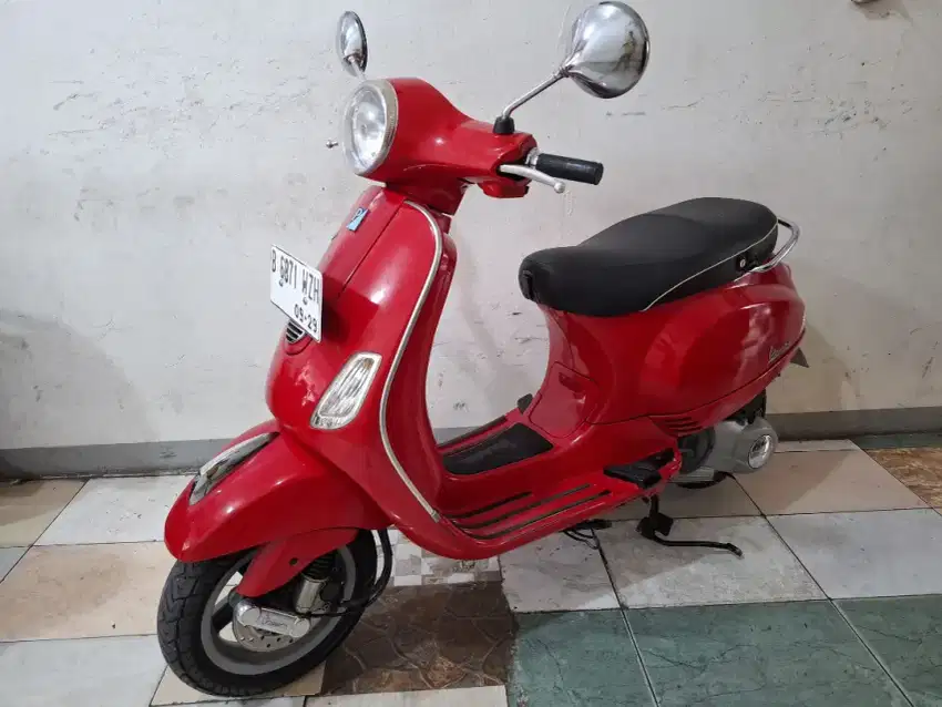Vespa LX 150 3V 2013 jos