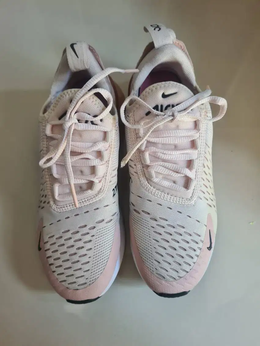 Nike Air Max 270 Sepatu Wanita