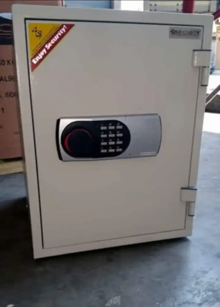 Brankas Importa 060EH