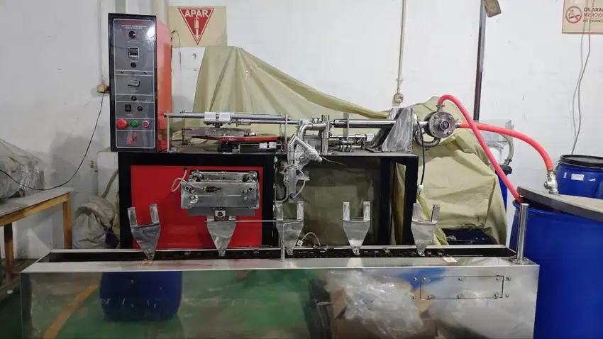 Mesin Filling Cairan