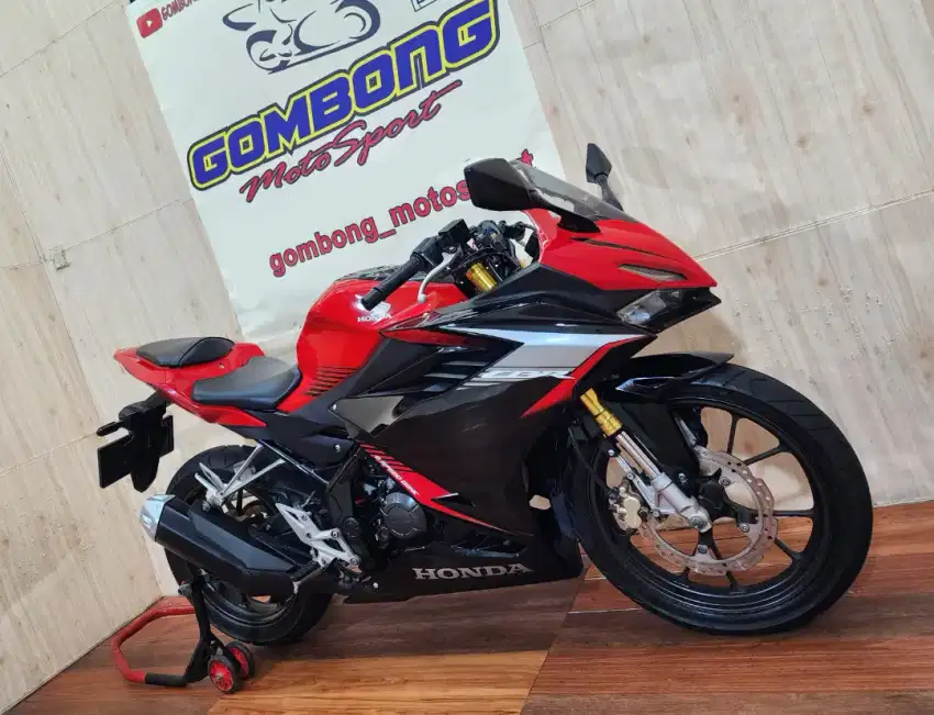HONDA CBR 150R 2021